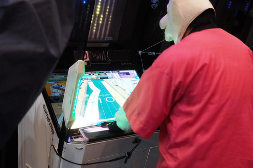 画像ギャラリー No.006のサムネイル画像 / ［JAEPO2015］まったりムードのセガ「maimai」＆「CHUNITHM」ステージ。1日をかけて明らかになった新情報を時系列を追ってレポート