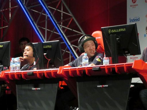 画像ギャラリー No.008のサムネイル画像 / ［TGS 2019］「レインボーシックス シージ」国際親善試合で世界トップレベルの強豪と戦った「父ノ背中」の選手5人にインタビュー