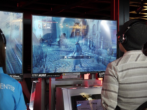 画像ギャラリー No.001のサムネイル画像 / ［TGS 2014］「Bloodborne」の仕掛け武器はロマンがいっぱい，剣と石が合体してハンマーに！？　新武器を試遊で確認してみた