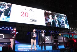 画像ギャラリー No.004のサムネイル画像 / ［TGS 2014］クリア率3％の高難度ミッションにプロデューサーの山際氏が挑んだ「Bloodborne」遊王戦ステージレポート
