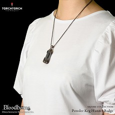 画像ギャラリー No.008のサムネイル画像 / 「Bloodborne」に登場する“火薬の狩人証”がアクセサリーになって2023年1月に発売。約2年の歳月をかけて開発された，シリーズ最多6パーツ構成の大作