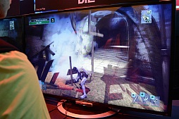 画像ギャラリー No.004のサムネイル画像 / ［E3 2016］「LET IT DIE」は“グラスホッパーらしくない出来の良さ”を目指した。E3版のデモをプレイしつつ，森下氏と新氏に話を聞いてきた
