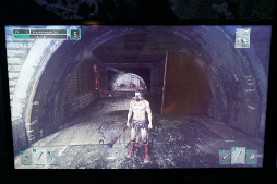 画像ギャラリー No.003のサムネイル画像 / 北米でサービスインした「LET IT DIE」のゲームシステムを紹介。PSX会場には案内人のアンクル・デスや,瀬戸際に現れる瀬戸際子が登場