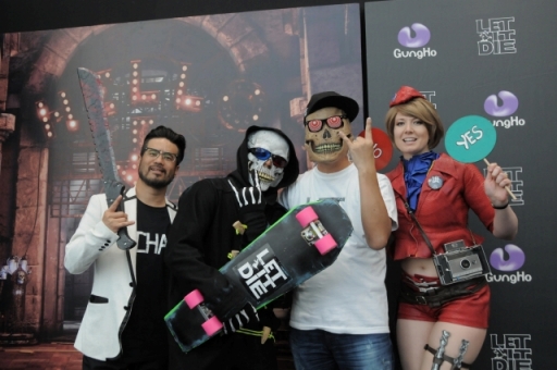 画像ギャラリー No.009のサムネイル画像 / ［E3 2017］異彩を放っていた「LET IT DIE」ブースをレポート。アンクル・デスと新 英幸氏が“やっちゃる！”と盛りあげたTwitch生配信の模様も