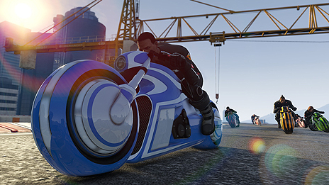 画像ギャラリー No.004のサムネイル画像 / 「GTAオンライン」に新たな敵対モード「デッドライン」が登場。「トロン」ライクな超速バイク「ナガサキ ショータロー」で駆け抜ける