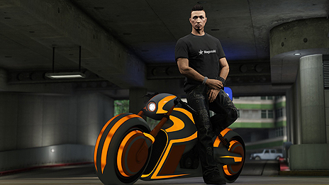 画像ギャラリー No.005のサムネイル画像 / 「GTAオンライン」に新たな敵対モード「デッドライン」が登場。「トロン」ライクな超速バイク「ナガサキ ショータロー」で駆け抜ける