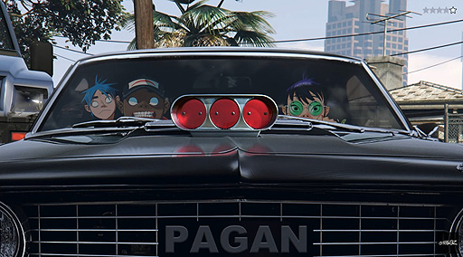 画像ギャラリー No.003のサムネイル画像 / バーチャルバンド・Gorillaz,「GTA」のロスサントスをローライダーで疾走するMVを公開