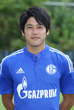 画像ギャラリー No.001のサムネイル画像 / 長谷部 誠選手と内田篤人選手が「FIFA 15」のアンバサダーに就任