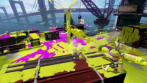 画像ギャラリー No.007のサムネイル画像 / ［E3 2014］「Splatoon」は撃ち合いの巧拙に関わらず，みんなで楽しく遊べるシューティング。試遊台でさっそくイカになってきた