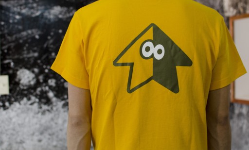画像ギャラリー No.016のサムネイル画像 / 「スプラトゥーン」デザインのTシャツが6月13日発売。THE KING OF GAMESから