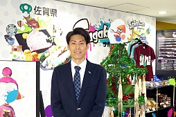 画像ギャラリー No.012のサムネイル画像 / 「Splatoon」と佐賀県のコラボショップ「Sagakeen イカすロビー」の内覧会をレポート。“回転するイカのクリスマスツリー”がお出迎え