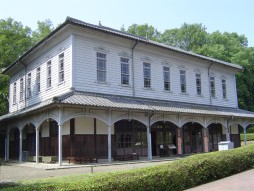 画像ギャラリー No.005のサムネイル画像 / 「明治東亰恋伽」“博物館 明治村”とのコラボが決定。12月28日には貸切イベントを開催