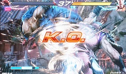 画像ギャラリー No.011のサムネイル画像 / ［TGS 2016］かずのこ氏の豪鬼は「鉄拳」シリーズのトッププレイヤーデク氏に通用するのか？　両者が正面対決した「鉄拳7」ステージレポート