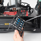 画像ギャラリー No.063のサムネイル画像 / 【PR】低負荷時にファン回転の止まるGTX 980カード「STRIX-GTX980-DC2OC-4GD5」を使って，超絶静かな小型ゲームPCを自作してみた
