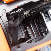 画像ギャラリー No.075のサムネイル画像 / 【PR】低負荷時にファン回転の止まるGTX 980カード「STRIX-GTX980-DC2OC-4GD5」を使って，超絶静かな小型ゲームPCを自作してみた