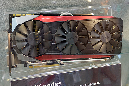 画像ギャラリー No.002のサムネイル画像 / ［COMPUTEX］HBM時代に向けてASUSが動く。「大型GPUパッケージとGPUクーラーの固定強化板」をSTRIXの新作に搭載