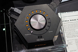 画像ギャラリー No.011のサムネイル画像 / ［COMPUTEX］さりげなく完全新作。オーディオ技術をゲームに転用したサウンドカード「STRIX RAID」がASUSブースで公開される