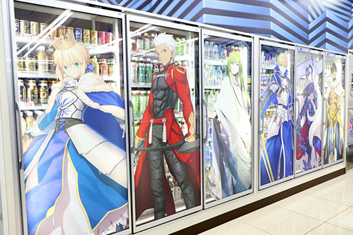 画像ギャラリー No.014のサムネイル画像 / 特異店Lが秋葉原に出現! 「Fate/Grand Order」ローソンコラボ店舗をフォトレポート。マシュの「先輩」が聞けるのはここだけ