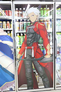 画像ギャラリー No.016のサムネイル画像 / 特異店Lが秋葉原に出現！　「Fate/Grand Order」ローソンコラボ店舗をフォトレポート。マシュの「先輩」が聞けるのはここだけ