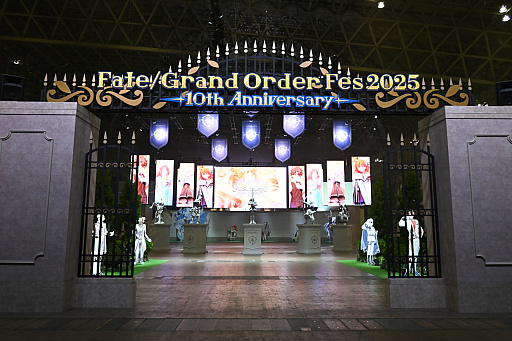 画像ギャラリー No.003のサムネイル画像 / 「Fate/Grand Order」フェスイベントをレポート。10周年を迎えて会場は大盛り上がり，多彩なアトラクションは長蛇の列が