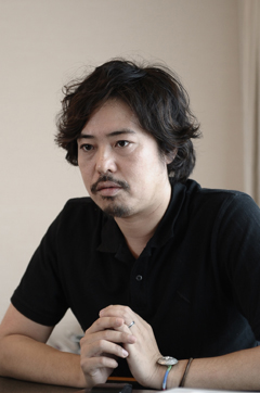 画像ギャラリー No.012のサムネイル画像 / ［TGS 2014］PS4/Xbox One向け「F1 2014」の発売予定も。気軽にF1の奥深い戦略性が味わえる本作の魅力をシニアプロデューサーの大庭将司氏に聞いた