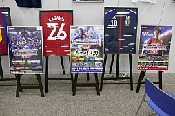 画像ギャラリー No.004のサムネイル画像 / 「ワールドサッカー ウイニングイレブン 2015」メディア対抗戦レポート。最新世代機へ対応したウイイレはリアリティとゲームらしさが両立