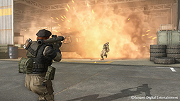 画像ギャラリー No.012のサムネイル画像 / ［TGS 2015］「METAL GEAR ONLINE」のプレイレポートを掲載。「MGSV：TPP」を踏襲した世界観や操作方法での対戦が楽しい