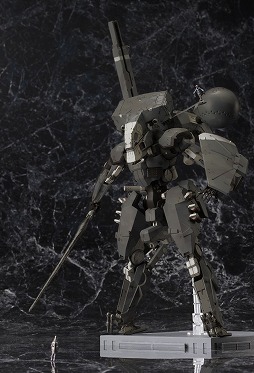 画像ギャラリー No.001のサムネイル画像 / 「MGSV:TPP」に登場する「メタルギア サヘラントロプス Black Ver.」のプラモデルが6月に発売
