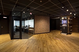 画像ギャラリー No.038のサムネイル画像 / ゲーム実況者向け施設「OPENREC STUDIO」がオープン。グラドルの倉持さんが駆けつけたオープニングイベントをレポート
