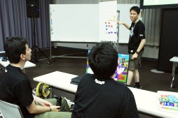 画像ギャラリー No.011のサムネイル画像 / 「ぷよぷよテトリス」上達を目指す学生達が，3日間の強化合宿に挑戦。ゲーミングキャンプ「Red Bull Gaming U」レポート