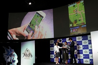 画像ギャラリー No.010のサムネイル画像 / 「ファントム オブ キル」は4周年記念で“4年分のログインボーナス”をまとめて配布。大島優子さんを起用した新CMの発表会をレポート