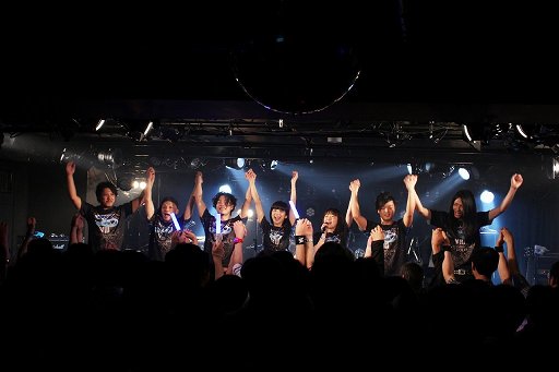 画像ギャラリー No.013のサムネイル画像 / 最新作「イースVIII」の楽曲を含めた14曲が演奏された「ファルコムjdkバンド東京ライブ」をレポート