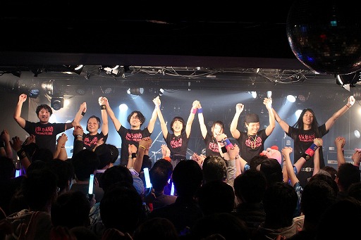 画像ギャラリー No.015のサムネイル画像 / 「ファルコムjdkバンド東京ライブ2017」をレポート。メンバー選曲のレアな楽曲を含む,熱い15曲を演奏。次回ライブの予定も発表に