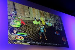画像ギャラリー No.017のサムネイル画像 / 堀井雄二氏が「魔剣士ピサロ」の登場を発表。ジャンプフェスタ2015「ドラゴンクエストヒーローズ 闇竜と世界樹の城」ステージレポート