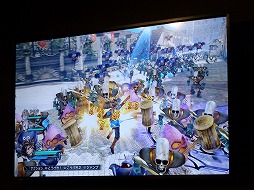 画像ギャラリー No.019のサムネイル画像 / ［TGS 2014］100万体のモンスター軍が迫る！　「ドラゴンクエストヒーローズ 闇竜と世界樹の城」デモンストレーションステージをレポート