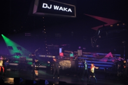画像ギャラリー No.011のサムネイル画像 / 「PERSONA SUPER LIVE P-SOUND BOMB !!!! 2017 〜港の犯行を目撃せよ!〜」が開催。進化したライブ演出で観客を魅了