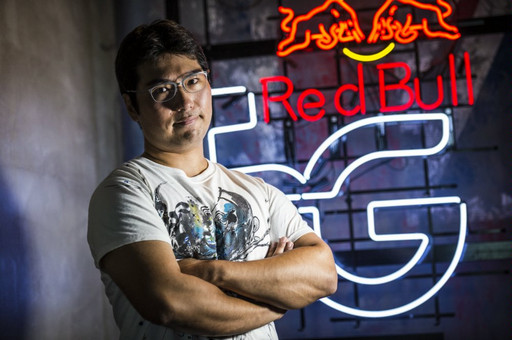 画像ギャラリー No.018のサムネイル画像 / 「Red Bull 5G 2015」の東代表決定戦が開催。2015年12月の「FINALS」に向けて4ジャンルの東軍ファイナリストが選出された会場の模様をレポート