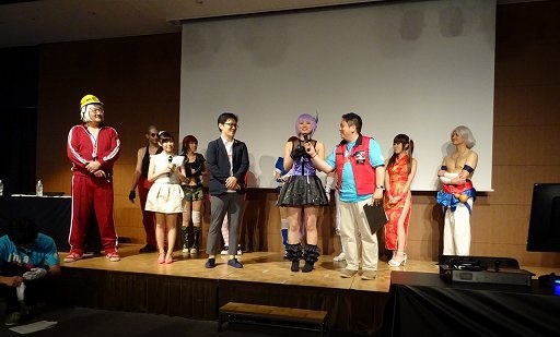 画像ギャラリー No.027のサムネイル画像 / 豊富なプログラムで盛り上がった「DEAD OR ALIVE FESTIVAL 2016」をレポート。「進撃の巨人」とのコラボをはじめ多彩なアップデート情報が発表