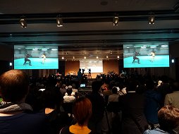 画像ギャラリー No.032のサムネイル画像 / 豊富なプログラムで盛り上がった「DEAD OR ALIVE FESTIVAL 2016」をレポート。「進撃の巨人」とのコラボをはじめ多彩なアップデート情報が発表
