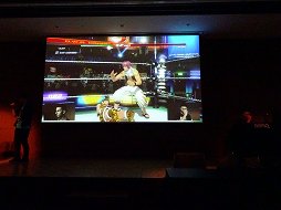 画像ギャラリー No.034のサムネイル画像 / 豊富なプログラムで盛り上がった「DEAD OR ALIVE FESTIVAL 2016」をレポート。「進撃の巨人」とのコラボをはじめ多彩なアップデート情報が発表