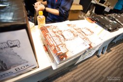 画像ギャラリー No.003のサムネイル画像 / 「ストIII 3rd」の祭典「第17回クーペレーションカップ」フォトレポート。レジェンドプレイヤー達の競演に白熱した現地の模様をお届け
