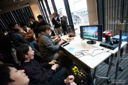 画像ギャラリー No.008のサムネイル画像 / 「ストIII 3rd」の祭典「第17回クーペレーションカップ」フォトレポート。レジェンドプレイヤー達の競演に白熱した現地の模様をお届け