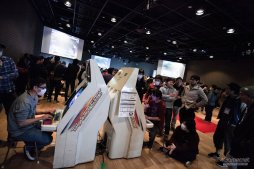 画像ギャラリー No.013のサムネイル画像 / 「ストIII 3rd」の祭典「第17回クーペレーションカップ」フォトレポート。レジェンドプレイヤー達の競演に白熱した現地の模様をお届け