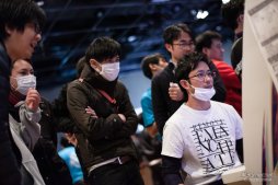 画像ギャラリー No.018のサムネイル画像 / 「ストIII 3rd」の祭典「第17回クーペレーションカップ」フォトレポート。レジェンドプレイヤー達の競演に白熱した現地の模様をお届け