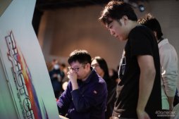 画像ギャラリー No.023のサムネイル画像 / 「ストIII 3rd」の祭典「第17回クーペレーションカップ」フォトレポート。レジェンドプレイヤー達の競演に白熱した現地の模様をお届け