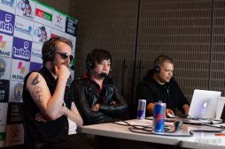 画像ギャラリー No.053のサムネイル画像 / 「ストIII 3rd」の祭典「第17回クーペレーションカップ」フォトレポート。レジェンドプレイヤー達の競演に白熱した現地の模様をお届け