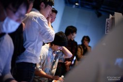 画像ギャラリー No.057のサムネイル画像 / 「ストIII 3rd」の祭典「第17回クーペレーションカップ」フォトレポート。レジェンドプレイヤー達の競演に白熱した現地の模様をお届け