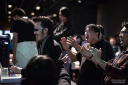 画像ギャラリー No.058のサムネイル画像 / 「ストIII 3rd」の祭典「第17回クーペレーションカップ」フォトレポート。レジェンドプレイヤー達の競演に白熱した現地の模様をお届け