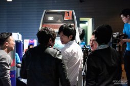 画像ギャラリー No.069のサムネイル画像 / 「ストIII 3rd」の祭典「第17回クーペレーションカップ」フォトレポート。レジェンドプレイヤー達の競演に白熱した現地の模様をお届け