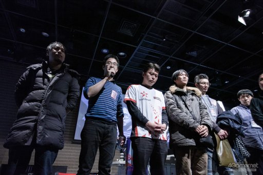画像ギャラリー No.093のサムネイル画像 / 「ストIII 3rd」の祭典「第17回クーペレーションカップ」フォトレポート。レジェンドプレイヤー達の競演に白熱した現地の模様をお届け